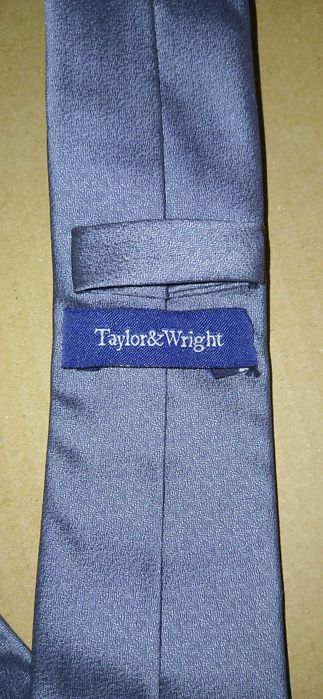 Krawat męski Taylor & Wright szary błyszczący srebrny