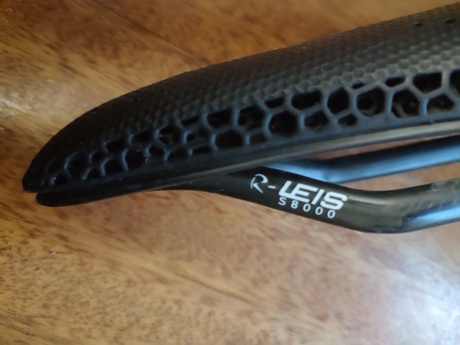 Selim de bicicleta BUCKLOS R-LEIS S8000 impresso em 3D com almofada de fibra de carbono, 270x143mm