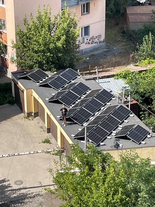 Встановлення безперебійного живлення, сонячних станцій, інверторів