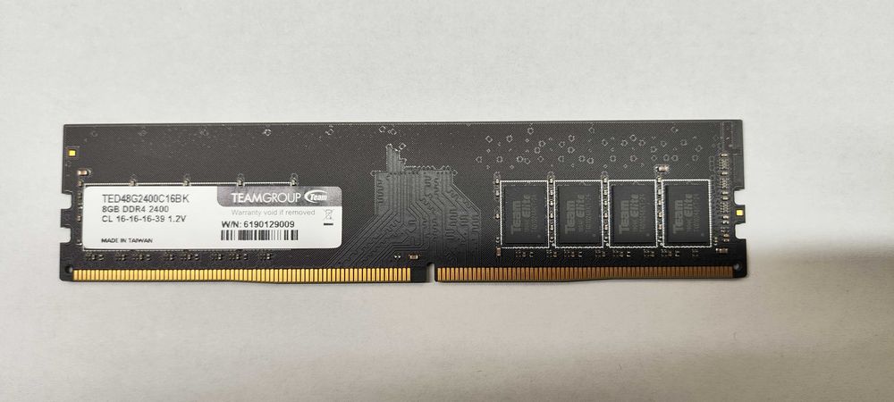 バラ売り可　Team DDR4-2400 16GB (8GB×2) 動作◎ ddr4 team 2400 - купить комплектующие для ПК - Цена на OLX.ua