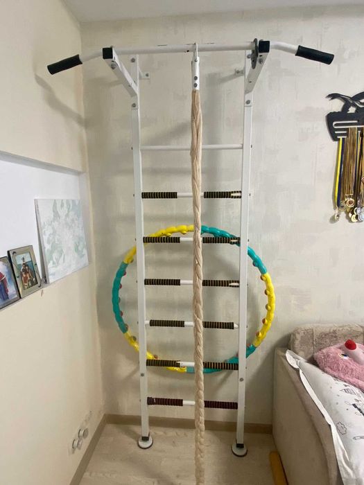 Продам спортивный уголок!