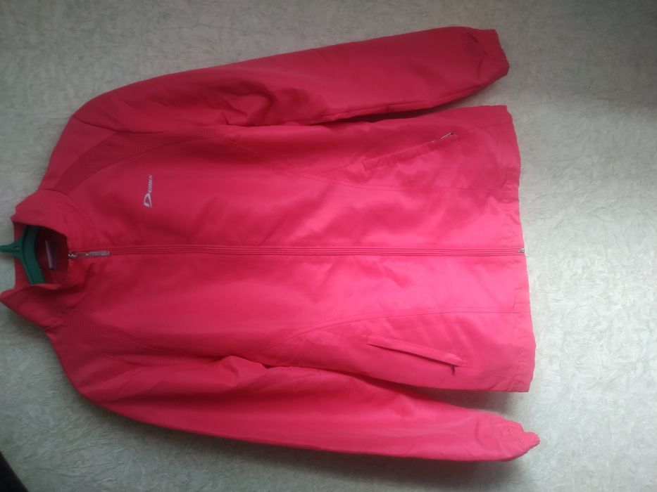 Оригинальный спортивный костюм Demix sport