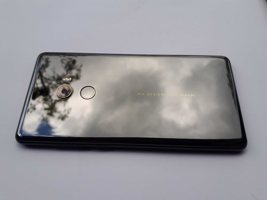 Xiaomi Mi Mix 2  5,99"  6/64gb duos nfc gps