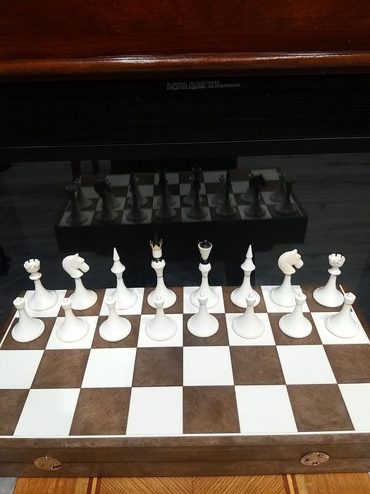 Продам шахматы!!!