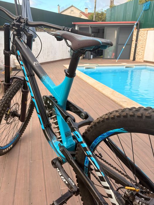 Bike Downhill (Norco Auram a7.2)