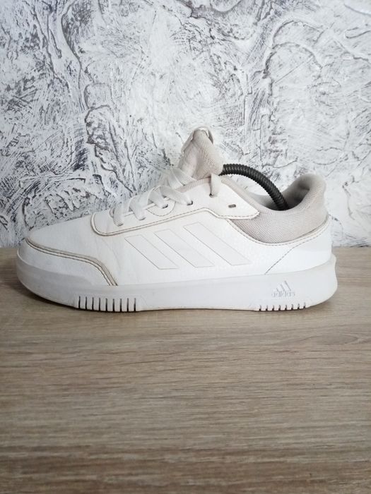 Кроссовки Adidas.38-38.5 р.оригинал