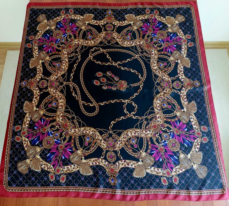 Elegancka Wielka Wzorzysta Apaszka Naturalny Jedwab 100% SILK