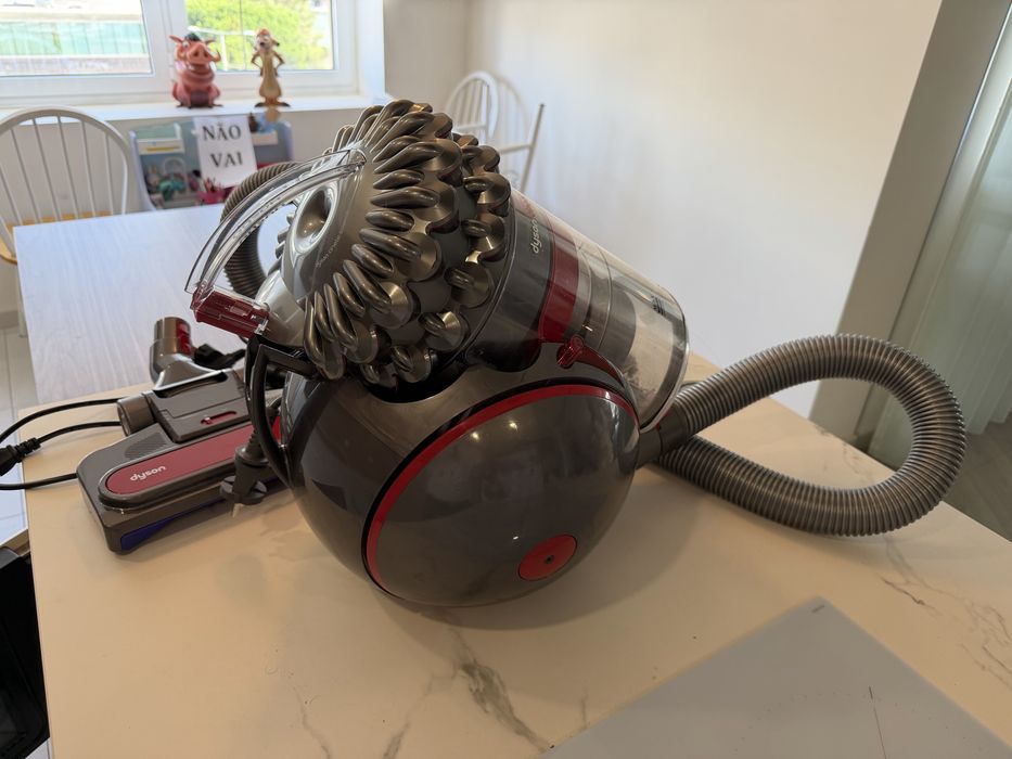 Aspirador Dyson Cinetic Big Ball Absolute 2 – Excelente estado