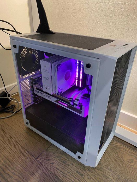 Компютер Ryzen 5 3600x, 16 GB RAM, RTX 3070, Rog Strix, Fractal Design