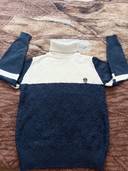 Тепла кофта,гольф