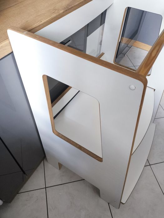 Kitchen helper duble dla rodzeństwa Tupi Wood