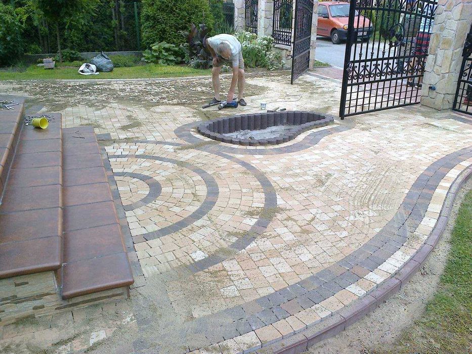 Wynajem minikoparki 1,9t, koparko-ładowarki 9t, walca, glebogryzarka