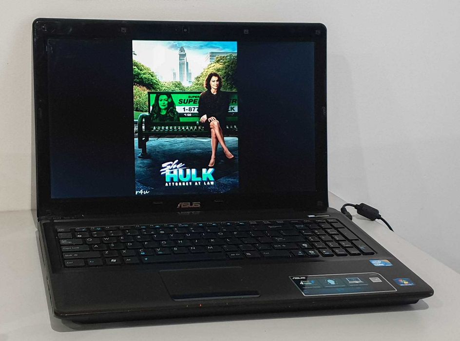 Laptop Asus K52F i3 4x2,53GHz 4GB RAM/ 250hd Sprawny 100%