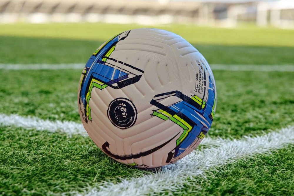Футбольний м'яч Nike Premier League, термошов, розмір 5