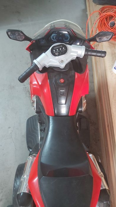 Motor elektryczny dla dziecka .