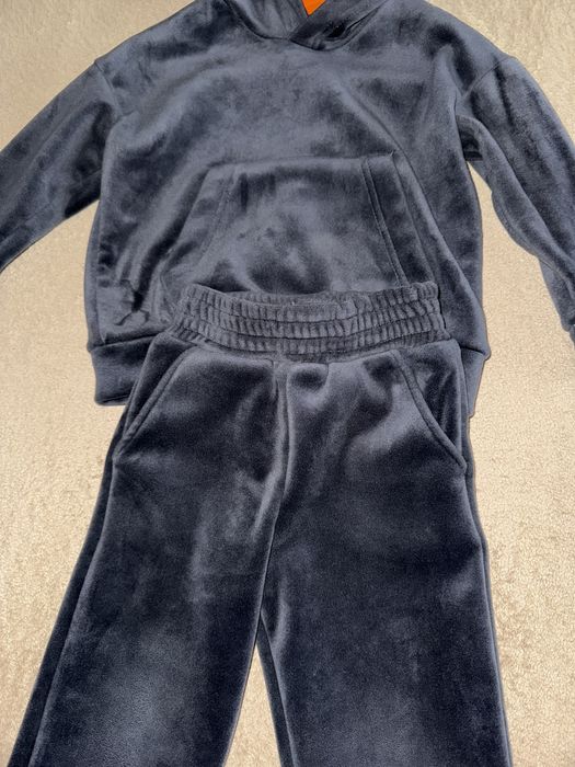 Продам дитячий костюм