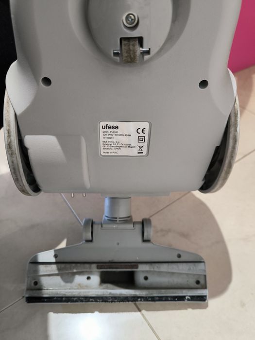 Aspirador Ufesa AS2300