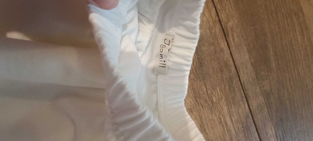 Spódniczka dla dziewczynki polska śmietanka 98/104