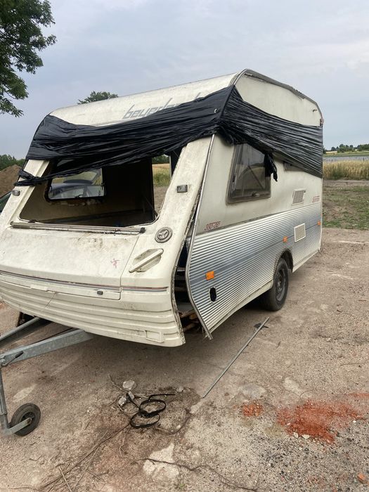Kemping przyczepa dokumenty