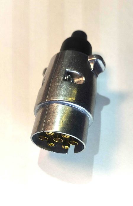 7-Pin Trailer Connector Plug444671852565637120