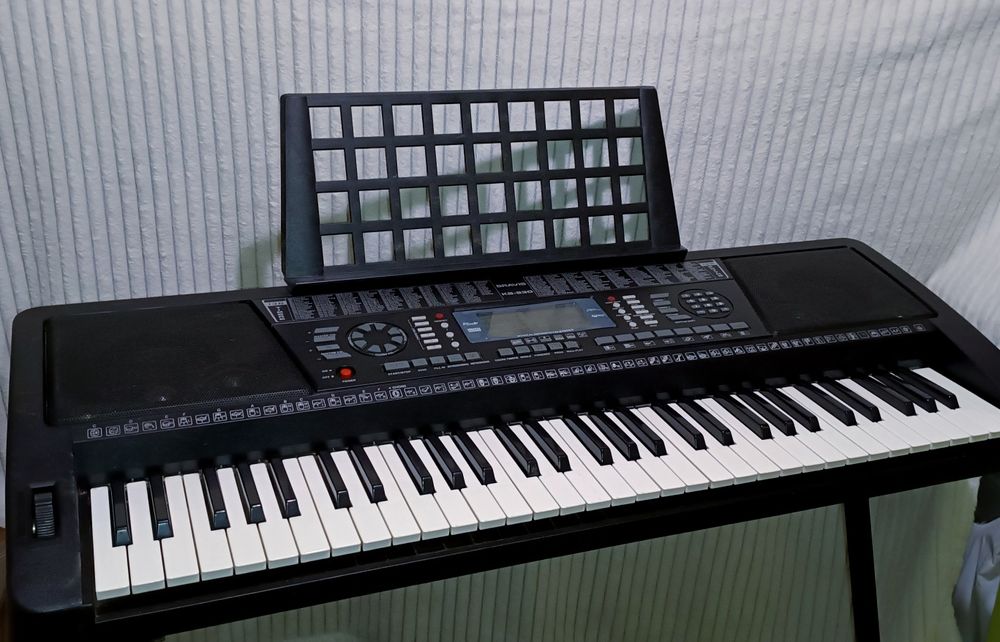 Синтезатор bravis kb 930, цифровий клавішний музичний інструмент