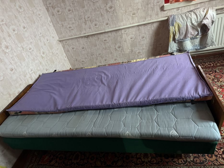Отдам бесплатно кровать /тумбу
