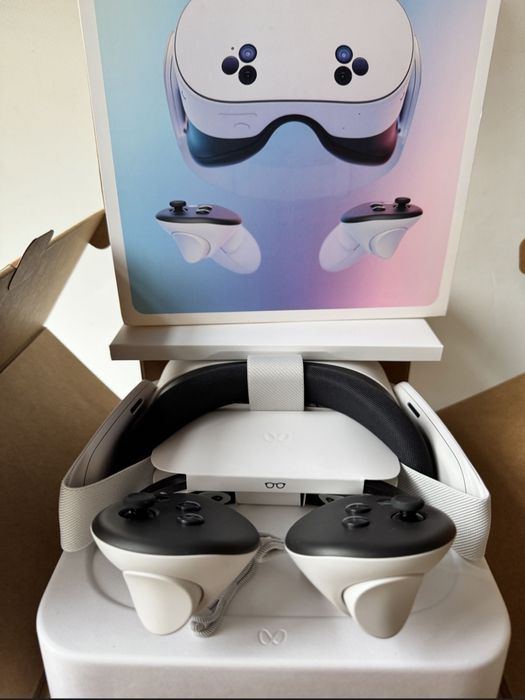 Meta quest 3s майже новий