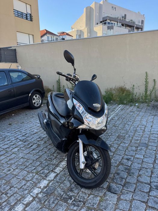 Honda PCX 2010 em otimo estado