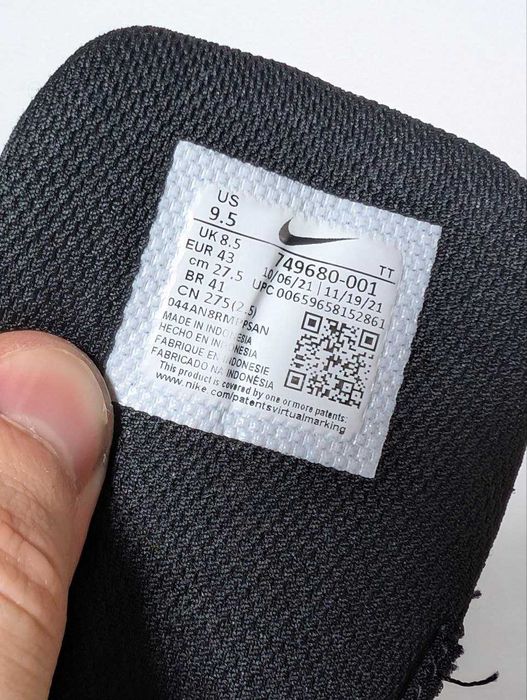 Кросівки Nike Air Max Invigor Black 43розмір оригінал стан дуже гарний