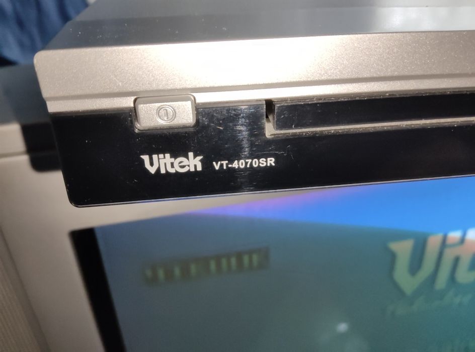 Продам DVD VITEK VT-4070SR