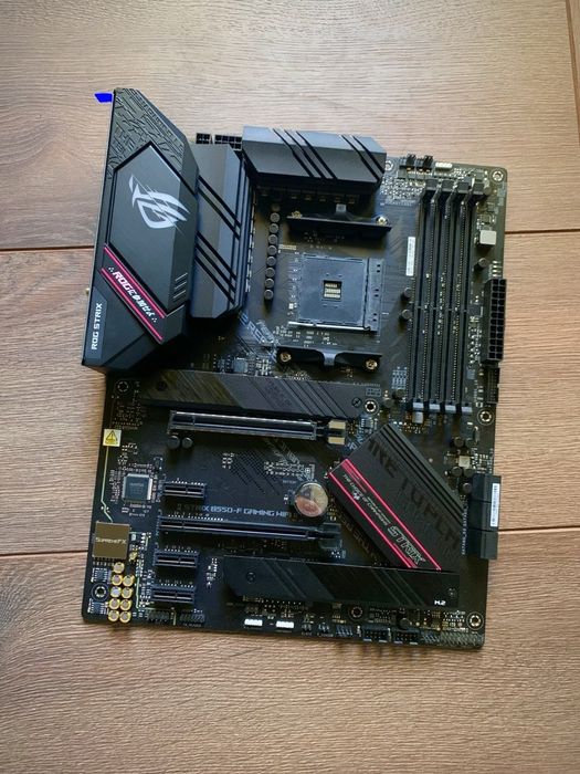 НОВА Asus ROG  STRIX B550-F Gaming WiFi II