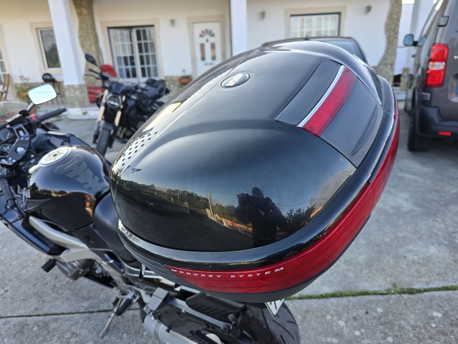 Kawazaki zzr 600   29mil kms