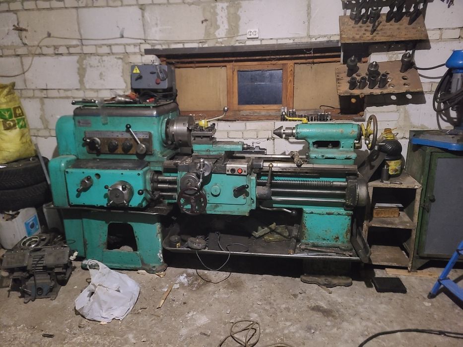 Токарний станок 1к62