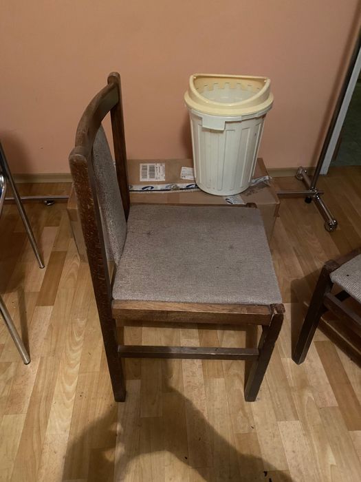 Krzesła PRL , różne rodzaje