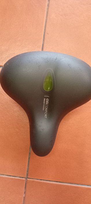 Banco de bicicleta em silicone  e volante