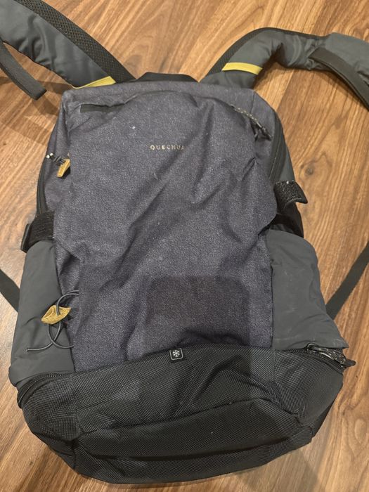 Спортивний рюкзак Quechua (Decathlon)