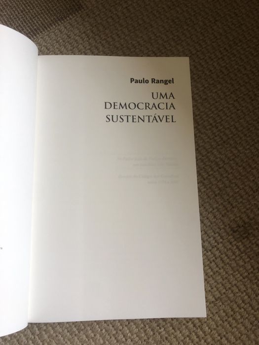 Uma democracia sustentável de Paulo Rangel