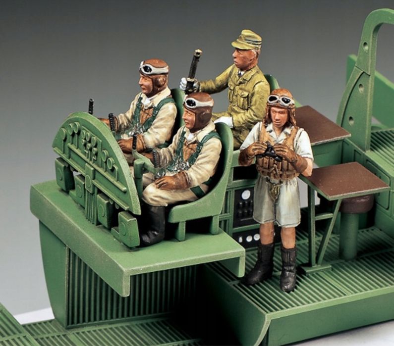 Tamiya 61110 model 1/48 samolot G4M1 Yamamoto 17 Figures