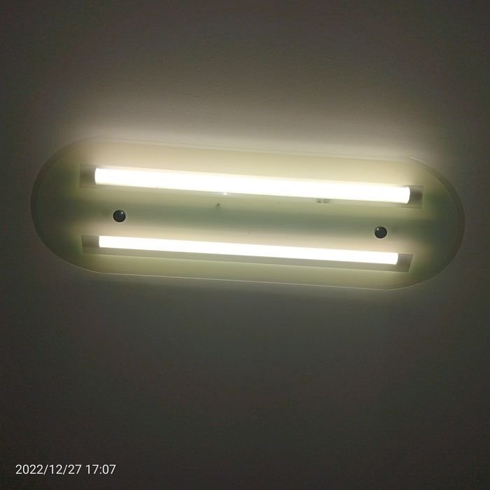 Candeeiros de teto e parede