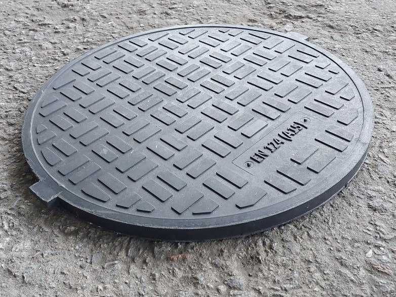 Кришка люка легкого ЄВРО (А15) 1,5 т чорного