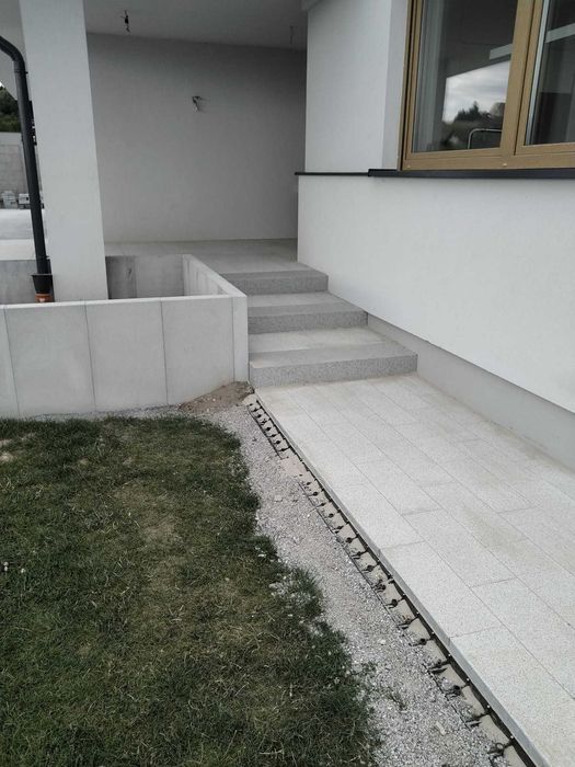 Układanie kostki brukowej/ brukarstwo / chodnik / podjazd