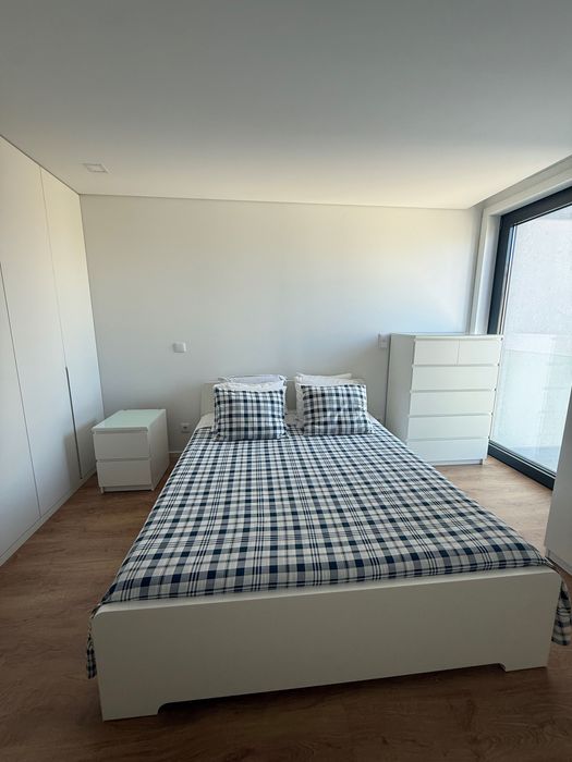 Conjunto Mobiliário de Quarto