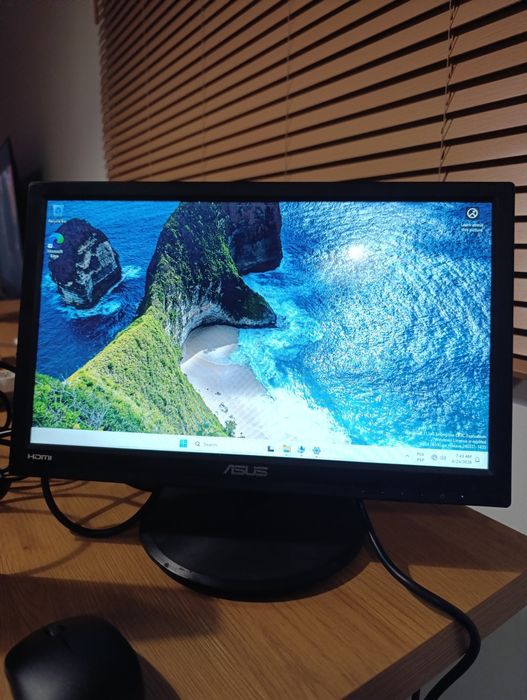 MINI Komputer OptiPlex  7070  + Monitor Dotykowy  Asus VT168