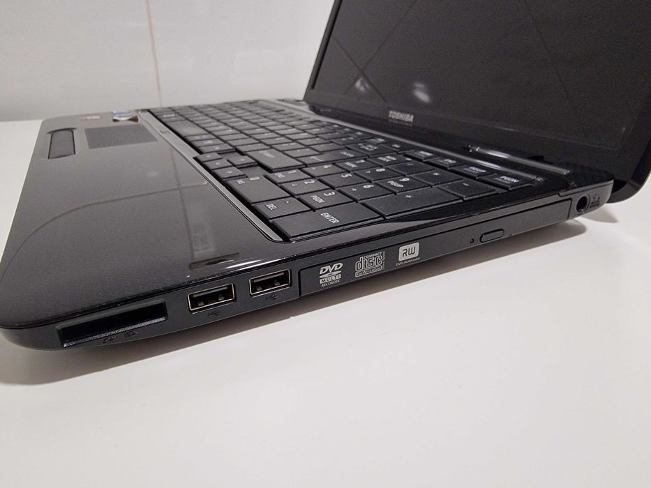 TOSHIBA Satellite L650-11F Laptop in Working Condition (15.6" with Windows 10)64750720023810122