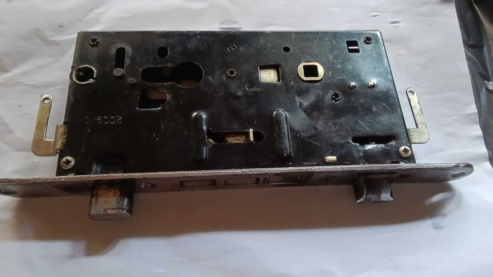 Замок врезной Б/У