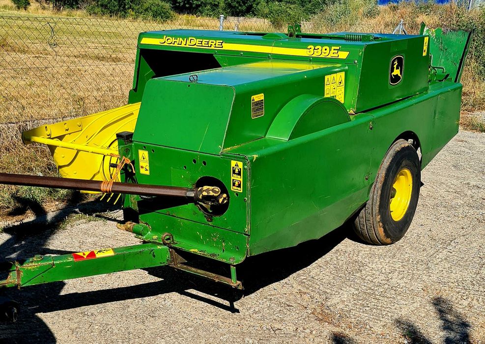 Enfardadeira john deere 339E
