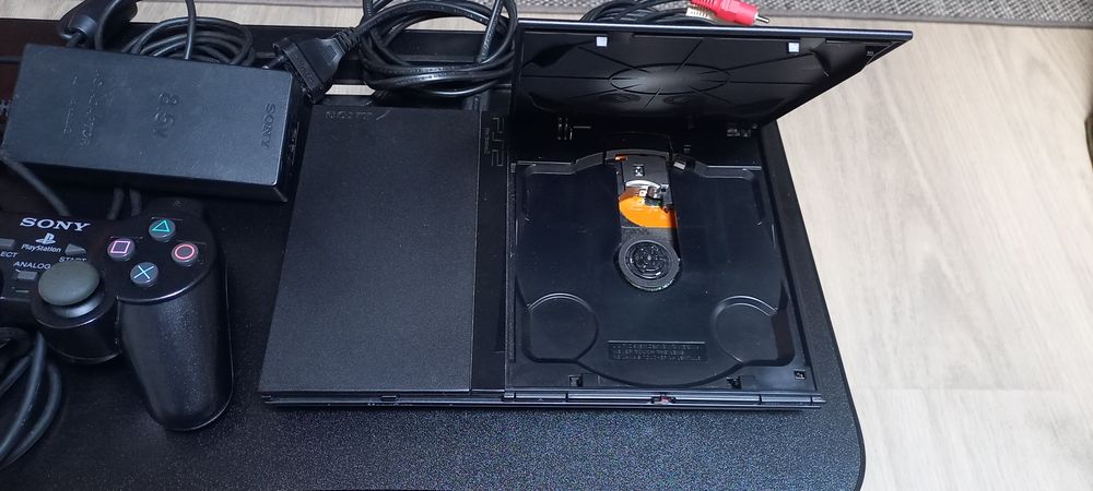 Consola PS2 Slim completa em excelente estado
