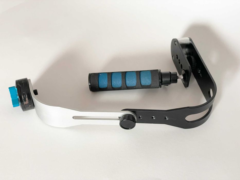 Gimbal/Estabilizador manual para câmaras