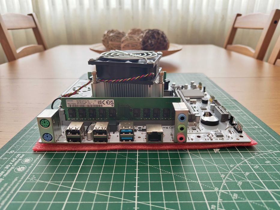 Kit MB X99 + Intel Xeon E5-2630 v4 + 32GB ECC DDR4 + Cooler