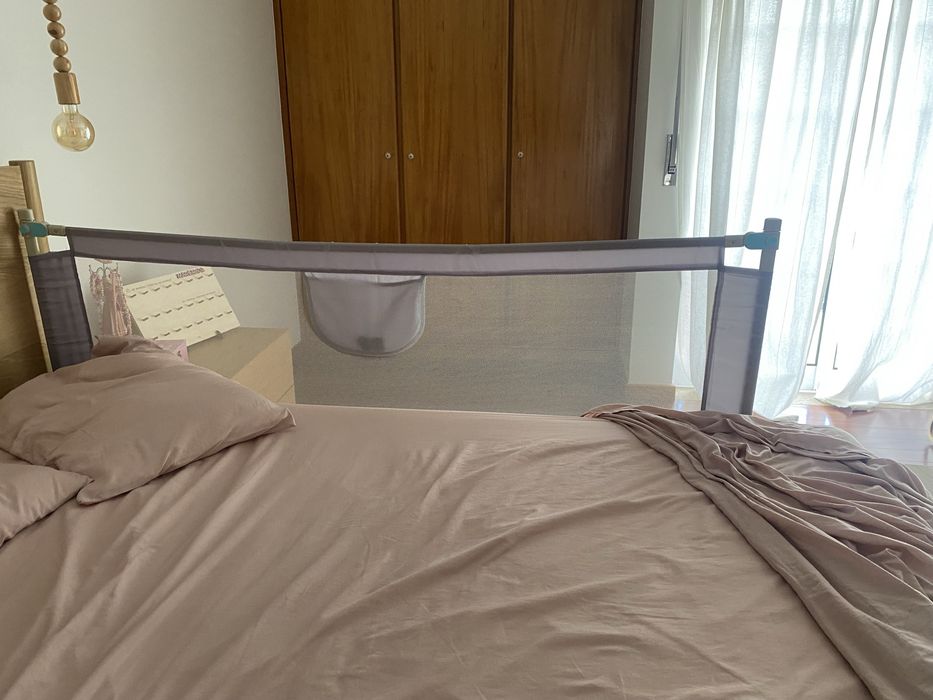Barreira latetal de segurança cama